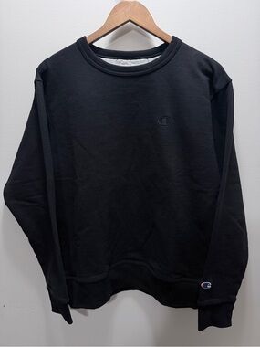 Champion Men's Black Crewneck Sweatshirt Size M (27x22)